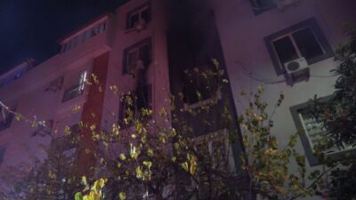 Antalya’nın Kepez ilçesinde bulunan 5 katlı bir apartmanın 2. katında