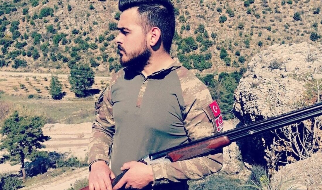 Antalya’nın Aksu ilçesinde avlanırken arkadaşının silahından çıkan saçmalarla ağır yaralanan