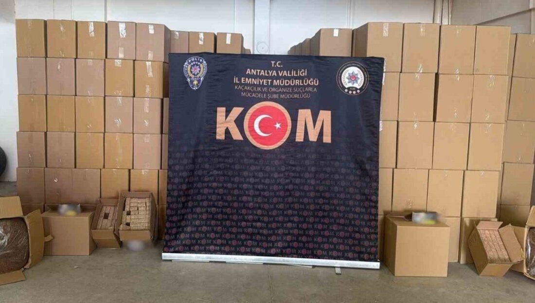 Antalya’da polis ekipleri, son bir hafta içinde 4 ilçede gerçekleştirdikleri