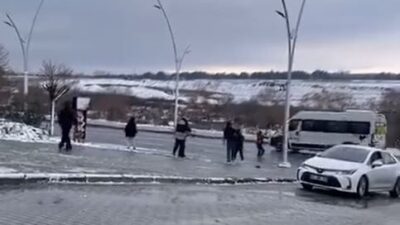 İstanbul’un Arnavutköy ilçesinde etkili olan kar yağışının ardından Hadımköy’de gerçekleşen