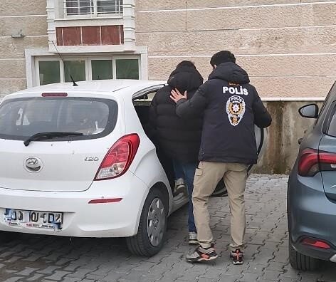 Nazilli ilçesindeki yasadışı veri paylaşım platformu yöneticilerine yönelik 19 ilde