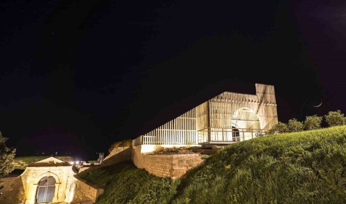 Kültür ve Turizm Bakanı Mehmet Nuri Ersoy, Seddülbahir Kalesi’nin yeniden