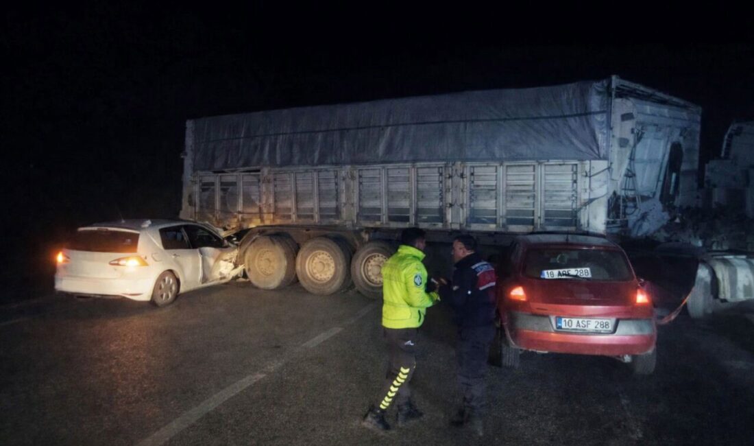 Bandırma, Balıkesir’de meydana gelen trafik kazasında sis ve yağmur nedeniyle