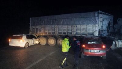 Bandırma, Balıkesir’de meydana gelen trafik kazasında sis ve yağmur nedeniyle