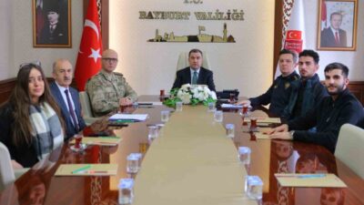 Bayburt Valisi Mustafa Eldivan başkanlığında düzenlenen Asayiş ve Bilgilendirme Toplantısı’nda,