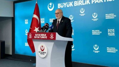 Büyük Birlik Partisi (BBP) Genel Sekreteri Ahmet Yelis, 33 yıldır