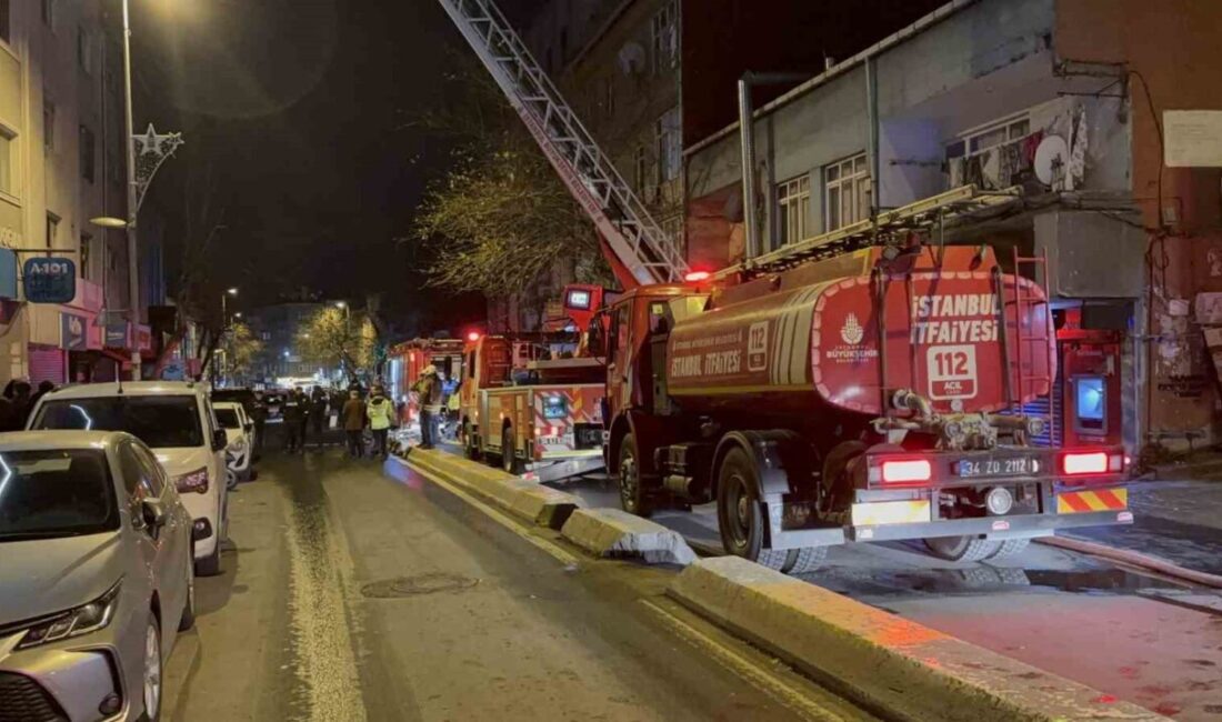 Beyoğlu’nda akşam saatlerinde bir iş yerinin çatısında yangın çıktı ancak