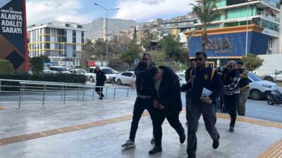 Alanya, Antalya ilçesinde meydana gelen bıçaklı ve zincirli bir kavgada