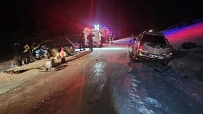 Bilecik’te yaşanan trafik kazasında 3 kişi yaralandı. Kaza, dün gece