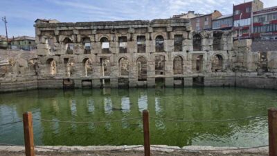 Yozgat’ın Sarıkaya ilçesinde bulunan ve halk arasında ‘Kral Kızı Hamamı’