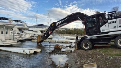 Muğla’nın Bodrum ilçesinde, koya terkedilmiş yaklaşık 100 tekne fidye karşılığında