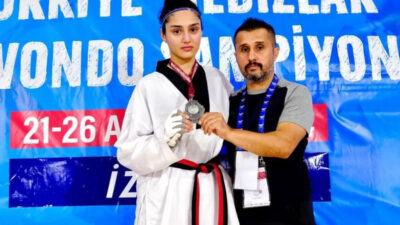 Yerköy Halk Eğitimi Merkezi Açık Lise öğrencisi ve milli sporcu