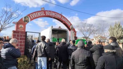 Bursa’nın İnegöl ilçesinde gerçekleşen kaza sonucu ağaca çarpan araçta hayatını