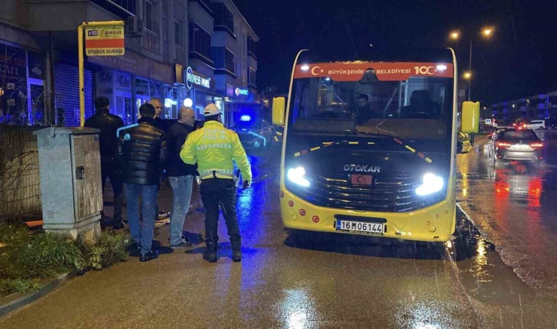 Bursa’nın İnegöl ilçesinde meydana gelen bir kazada, özel halk minibüsü
