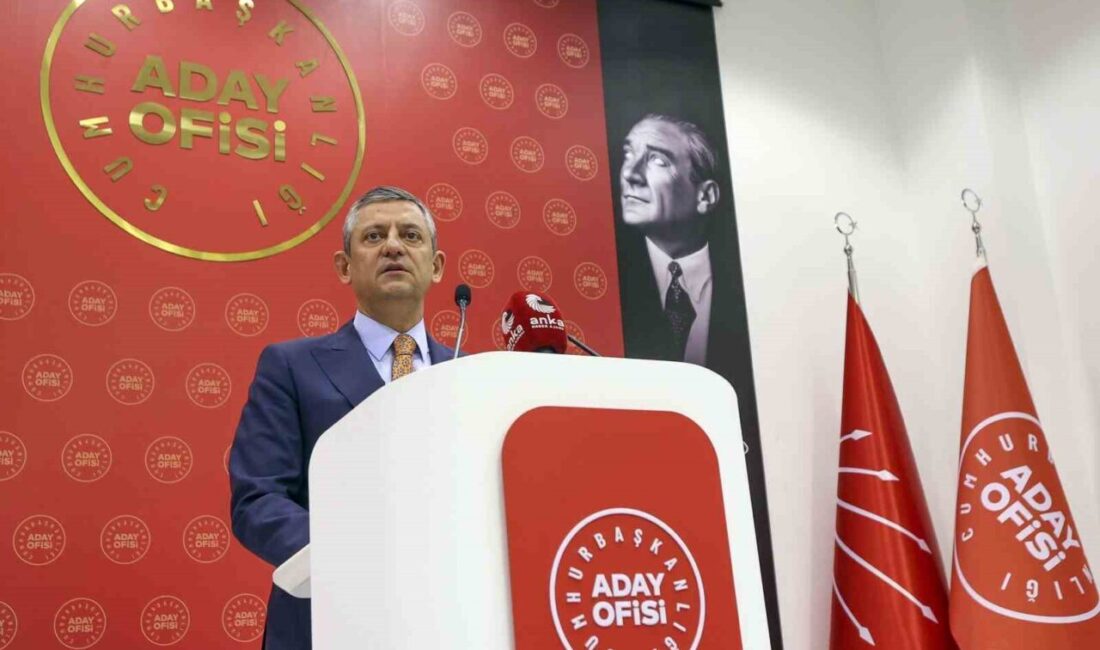 CHP Genel Başkanı Özgür Özel, İstanbul Büyükşehir Belediyesine bağlı bir