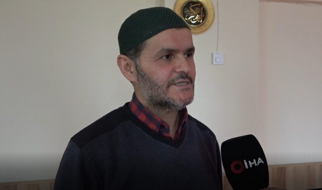 Isparta’da Yılmazlar Camii’nde, çocuklara müezzinlik eğitimi verilmesi sırasında yaşanan anlaşmazlık,