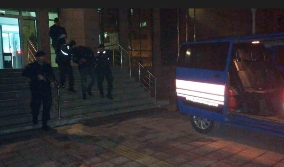 Çorum’un Osmancık ilçesinde jandarma ekipleri tarafından düzenlenen operasyonda 3 kişi