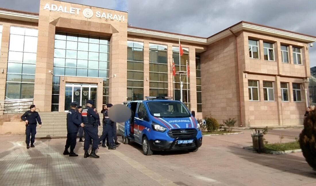 Çorum’un Osmancık ilçesinde jandarma birimleri tarafından gerçekleştirilen uyuşturucu operasyonunda yakalanan