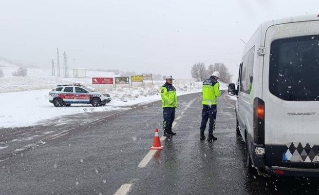 Edinilen bilgilere göre, Yozgat İl Jandarma Komutanlığı’na bağlı trafik ekipleri,