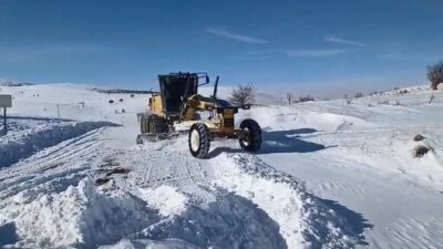 Elazığ İl Özel İdaresi Yol ve Ulaşım Hizmetleri Müdürlüğü ekipleri,