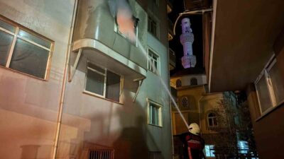 Mersin’in Bozyazı ilçesinde bir apartman dairesinde meydana gelen elektrikli soba