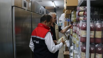 Erzincan’da 2025 yılı boyunca 2,605 gıda işletmesi denetlendi ve toplamda