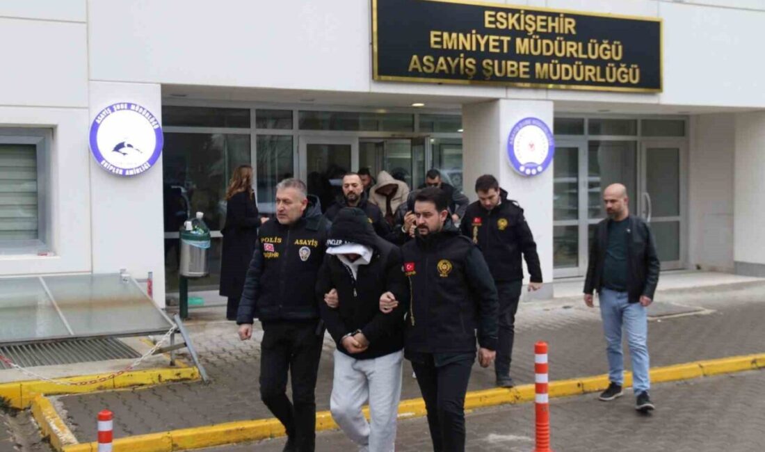 Eskişehir merkezli 6 ilde eş zamanlı olarak gerçekleştirilen fuhuş operasyonunda