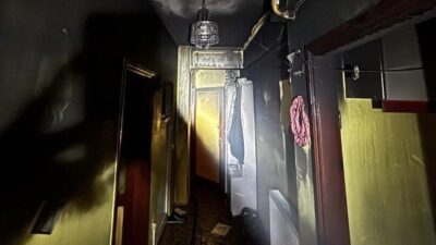 Balıkesir’in Erdek ilçesinde bir apartman dairesinde meydana gelen yangın, büyük