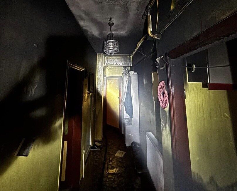 Balıkesir’in Erdek ilçesinde bir apartman dairesinde meydana gelen yangın, büyük