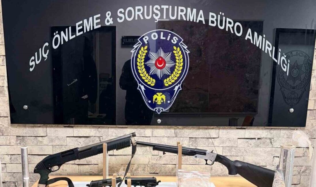 Gaziantep’te polis ekipleri tarafından gerçekleştirilen operasyonlarda toplam 5 adet ruhsatsız