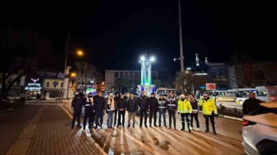 Gemlik ilçesinde protokol üyeleri, halkın huzur ve güvenliğini sağlamak adına
