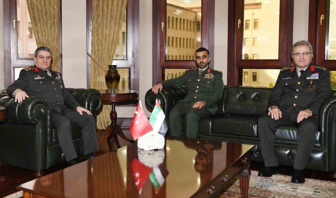 Türk Genelkurmay Başkanı Orgeneral Selçuk Bayraktaroğlu, Ankara’da Kara Kuvvetleri Komutanı