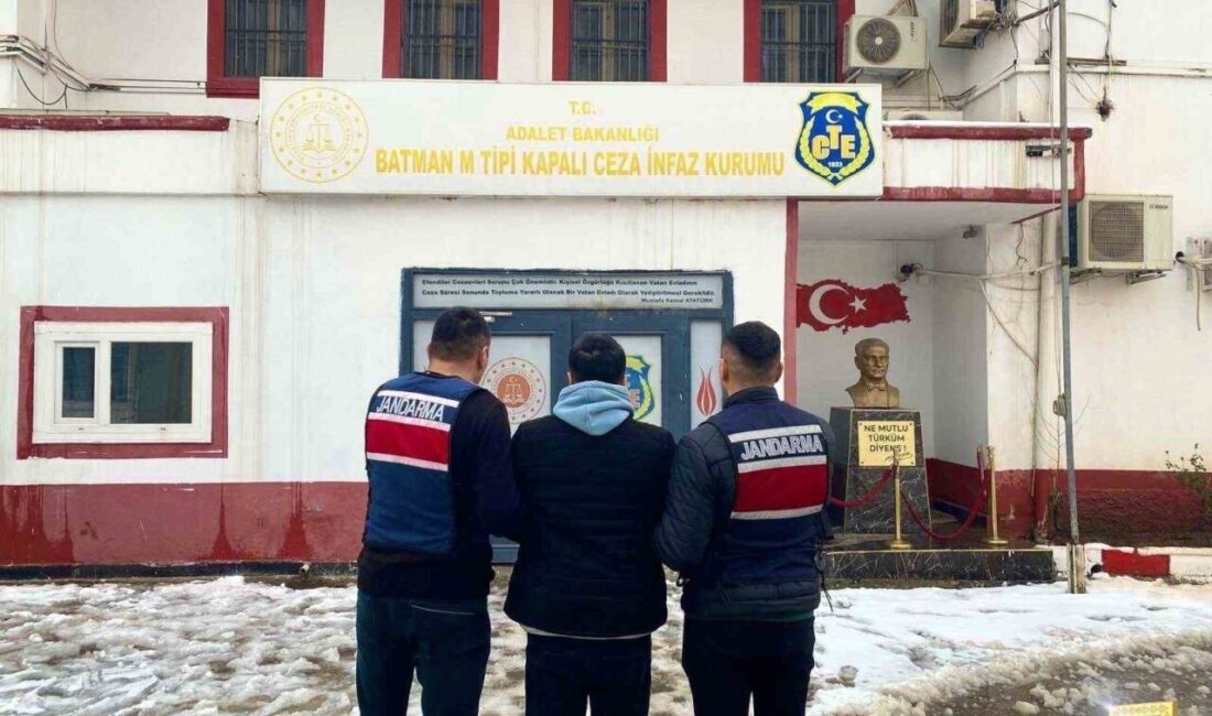 Gercüş ilçesinde uyuşturucu ticareti suçundan aranan bir hükümlü yakalandı. İl