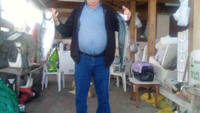 Görele ilçesinde, liman kavşağında hareketsiz bir şekilde bulunan bir kişi