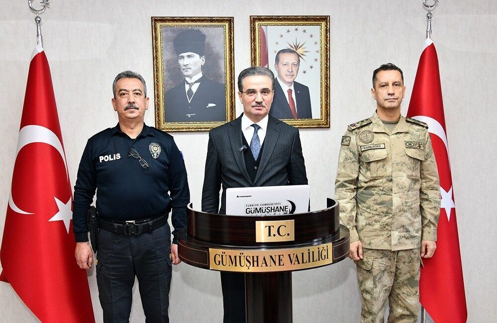 Gümüşhane’de Suç Oranları Geriledi Gümüşhane Valisi Aydın Baruş, İl Emniyet