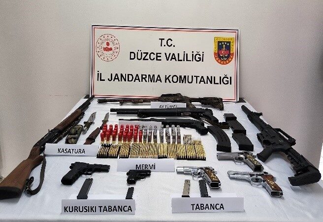 Düzce İl Jandarma Komutanlığı ekipleri, Merkez, Gölyaka ve Kaynaşlı ilçelerinde