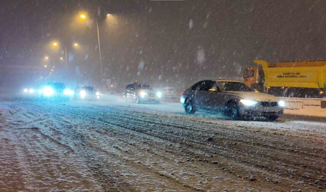 İstanbul’da kışın ilk kar yağışı Beykoz Kavacık bölgesini olumsuz etkiledi.