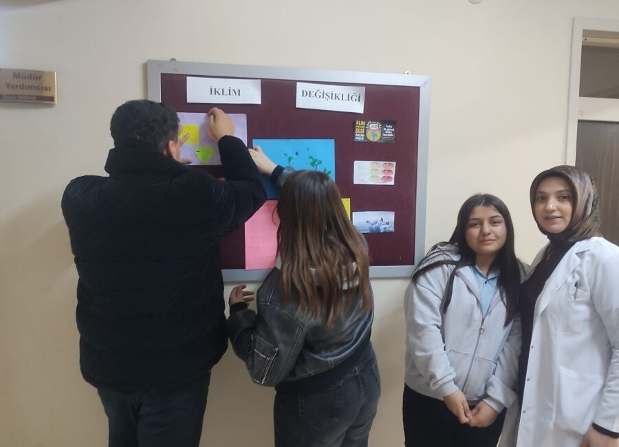 Millî Eğitim Bakanlığı tarafından Türkiye Yüzyılı Modeli’nin “Köklerden Geleceğe” anlayışı