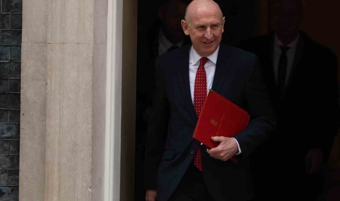 İngiltere Savunma Bakanı John Healey, ABD’nin, Atlantik Okyanusu’nda “Bella-1” olarak