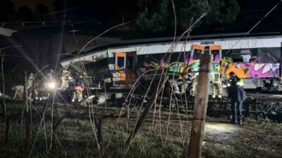 İspanya’da meydana gelen iki ayrı tren kazasında 1 makinist yaşamını