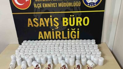 Bergama ilçesinde bulunan İzmir’de uyuşturucu ticareti yaptığı iddia edilen bir