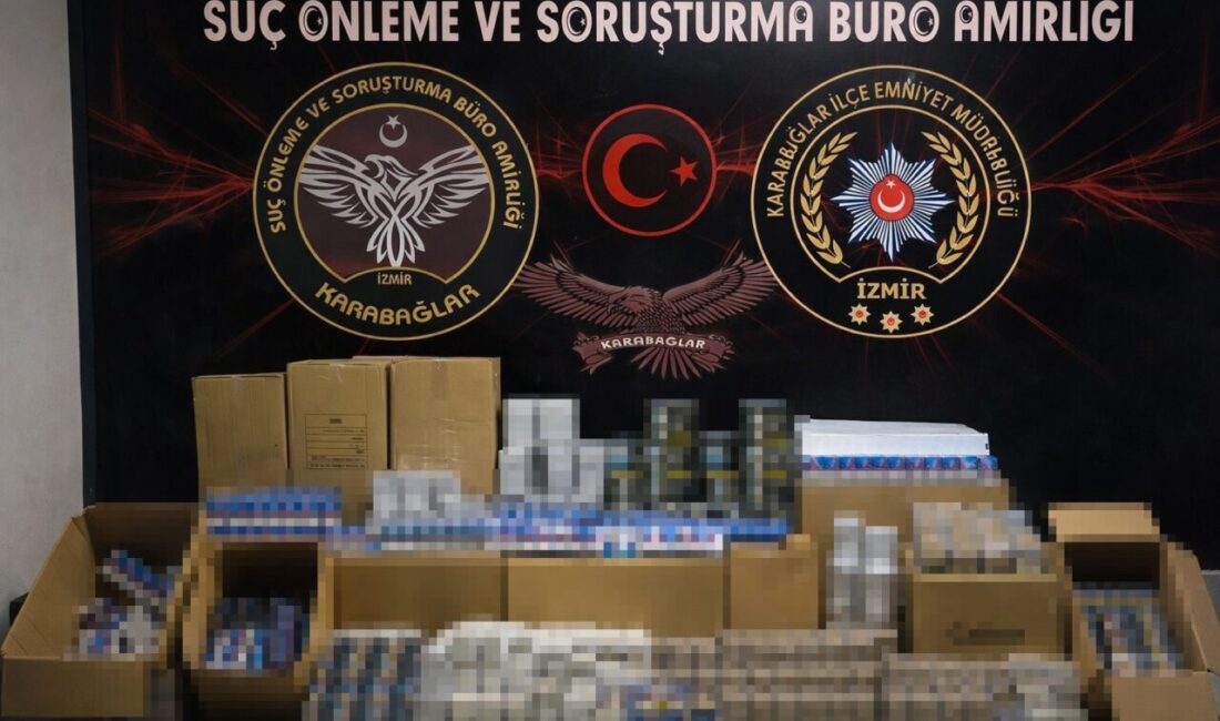 İzmir’in Karabağlar ilçesinde polis ekipleri tarafından gerçekleştirilen operasyonda, bir depoda