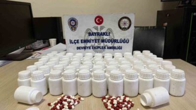 İzmir’de, bir vatandaş babasının mezarını ziyaret ettiği sırada bulduğu bir