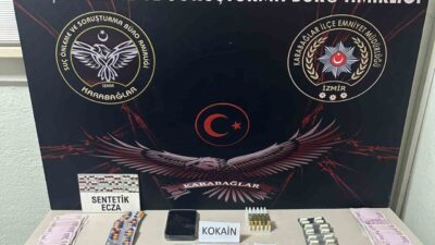İzmir’in Karabağlar ilçesinde, uyuşturucu madde ticareti suçundan şüphelenilen bir çift,