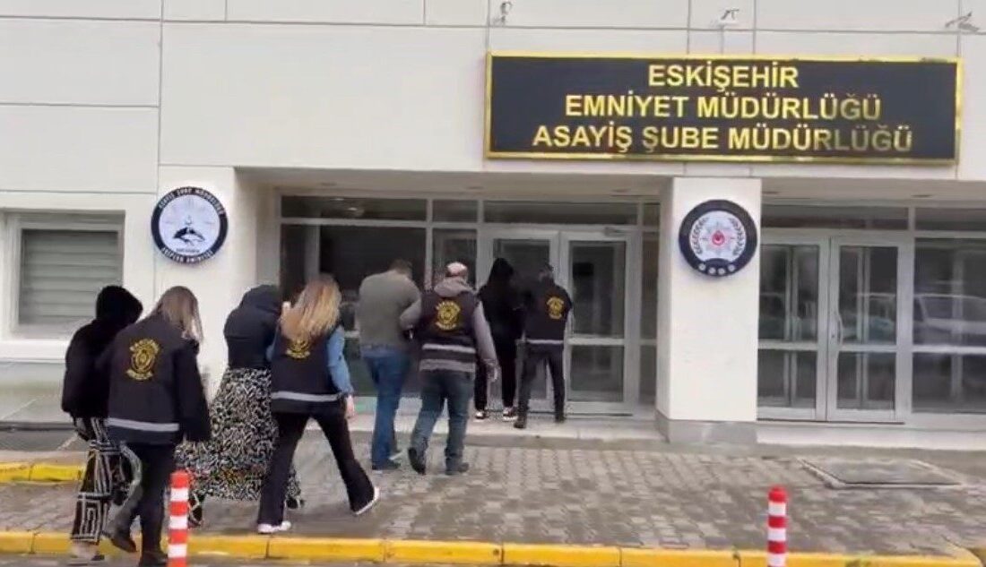 İzmir’de yaşanan 1 milyon 500 bin TL değerindeki hırsızlık olayının