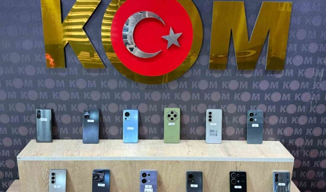 Kahramanmaraş’ta düzenlenen operasyonlarda alkol ve cep telefonu ele geçirildi, 2