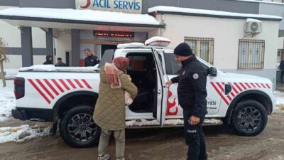 Adıyaman’ın Kahta ilçesinde etkili olan sık kar yağışı nedeniyle temel