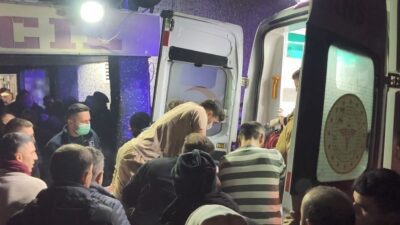Artvin’in Ardanuç ilçesinde bir aracın uçuruma yuvarlanması sonucu ağır yaralanan