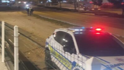 Kuşadası ilçesinde meydana gelen trafik kazasında 22 yaşındaki bir motosiklet