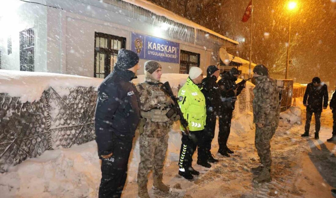 Erzurum Emniyet Müdürü Onur Karaburun, kar ve soğuk hava koşullarında